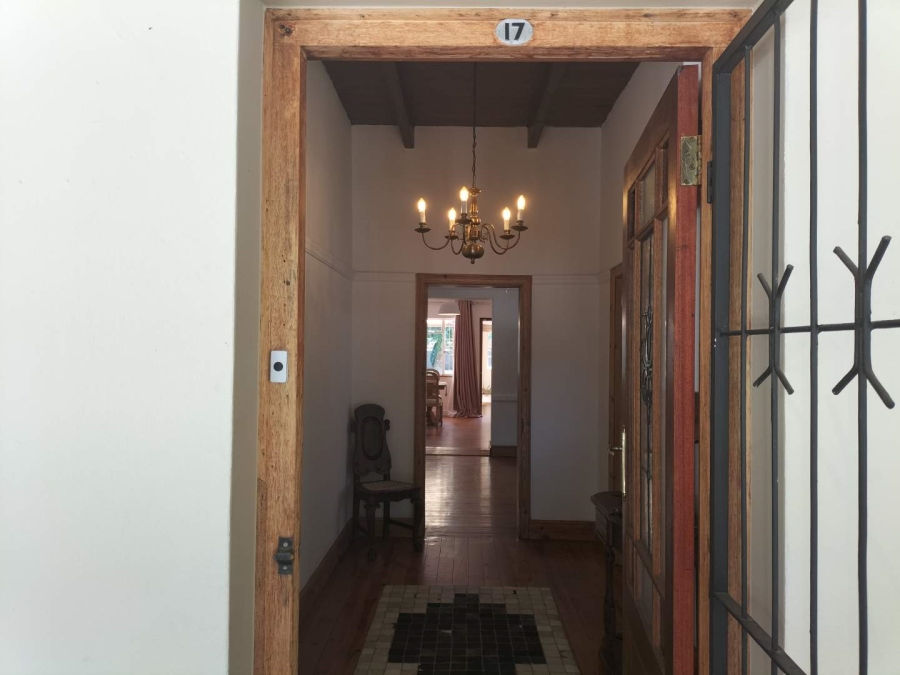4 Bedroom Property for Sale in Villiersdorp Western Cape